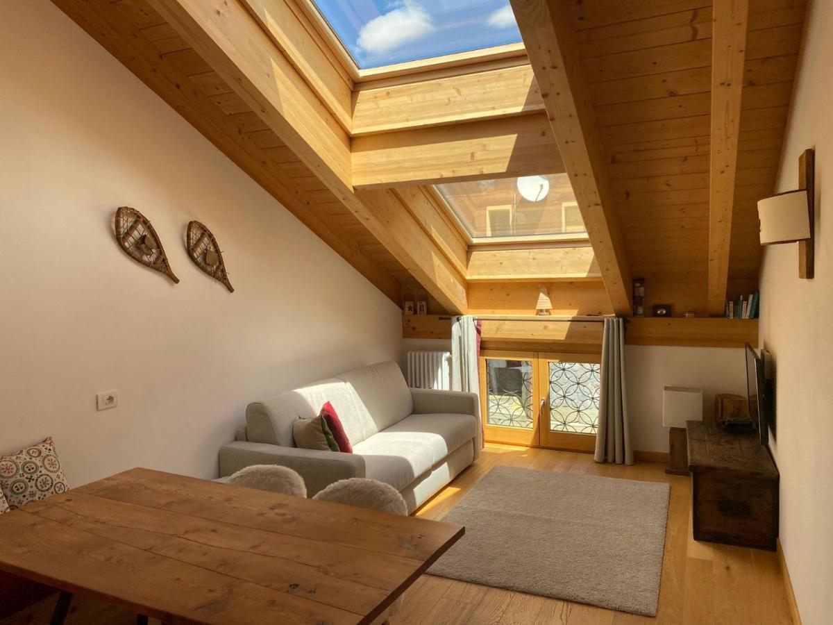 Alpine Escape Apartment Bormio Bagian luar foto