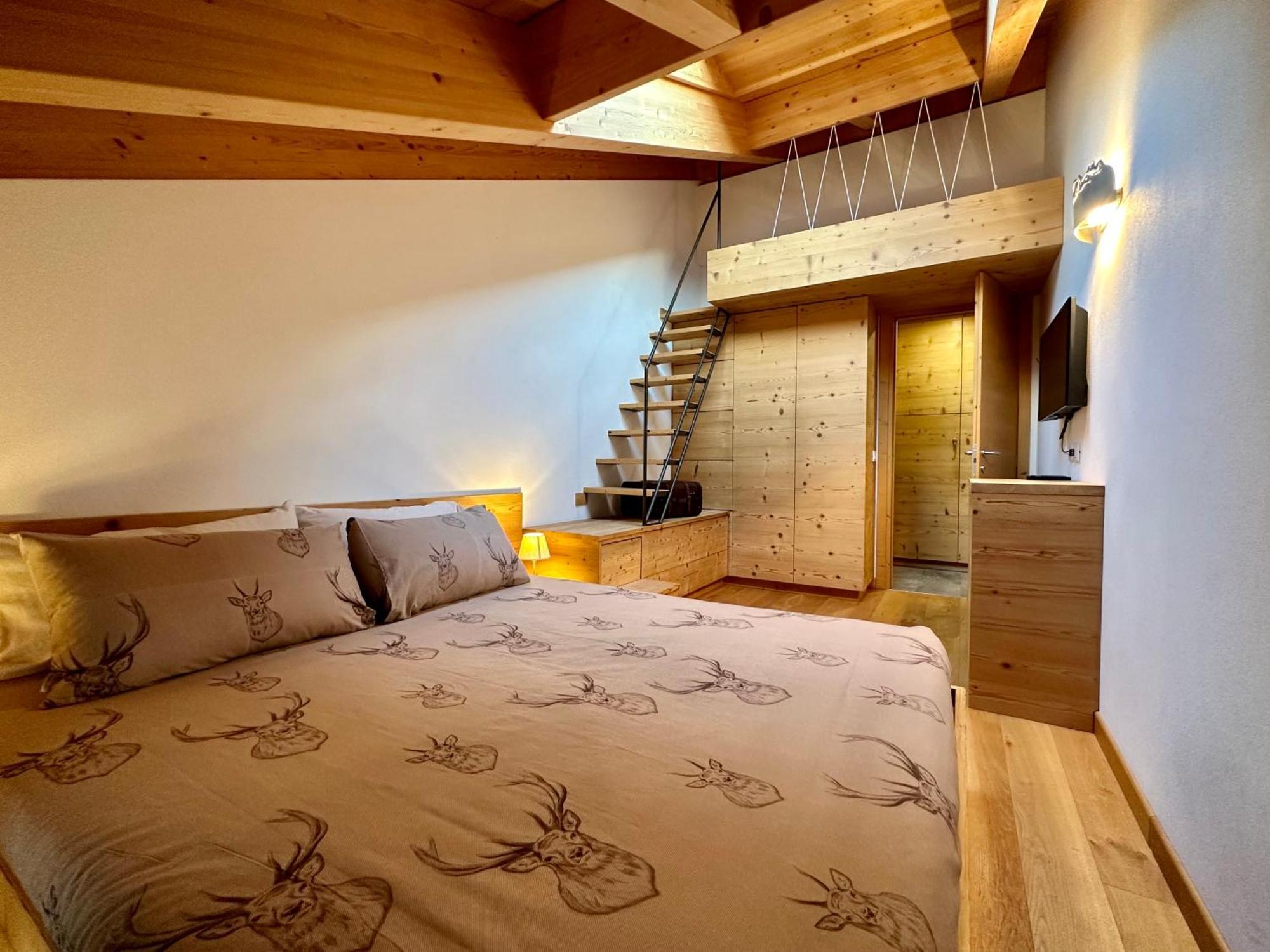 Alpine Escape Apartment Bormio Bagian luar foto